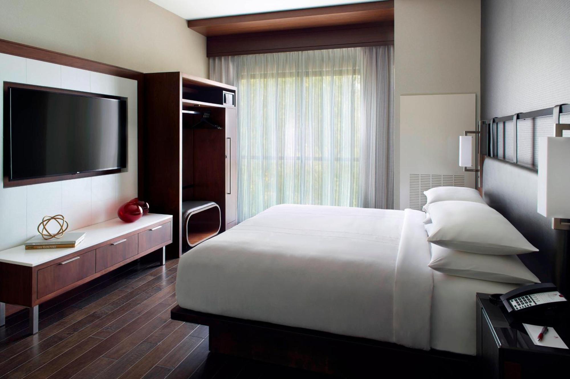Marriott Columbus Osu Hotel Exterior photo